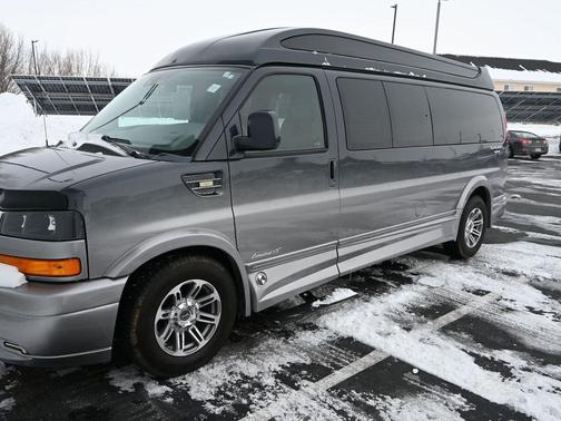2020 GMC Savana 2500 Work Van