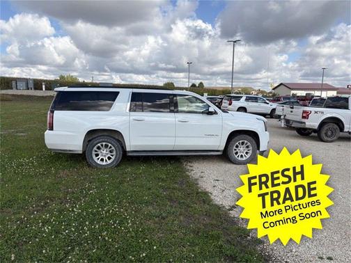 2017 GMC Yukon XL SLT