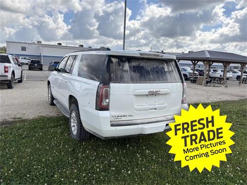 2017 GMC Yukon XL SLT