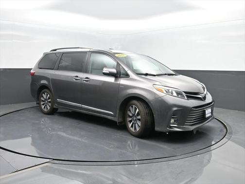 2019 Toyota Sienna Limited Premium