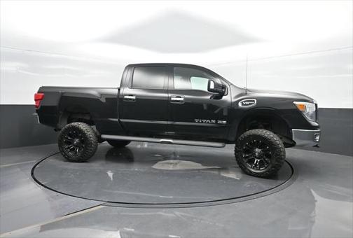 2017 Nissan Titan XD SV