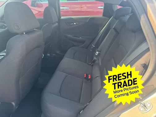 Mineral Gray Metallic 2025 Chevrolet Malibu FWD 1LT