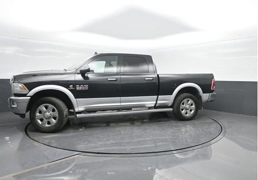 Brilliant Black Crystal Pearlcoat 2018 RAM 2500 Laramie Crew Cab 4x4 6'4' Box