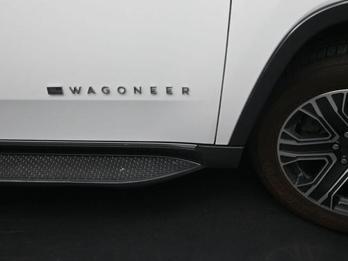 2022 Jeep Wagoneer Series III 4x4