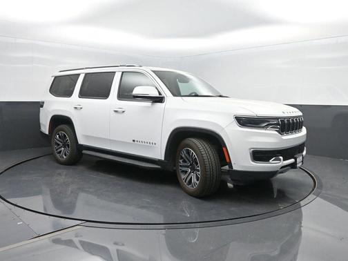 2022 Jeep Wagoneer Series III 4x4