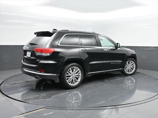 2018 Jeep Grand Cherokee Summit