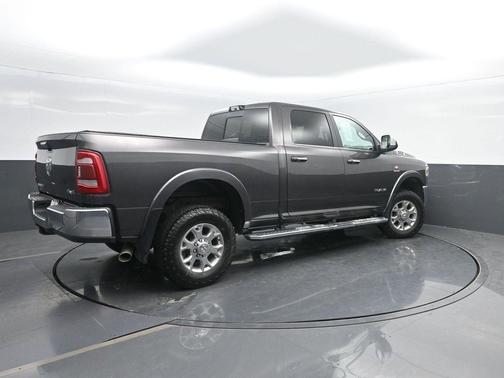 Granite Crystal Metallic Clearcoat 2021 RAM 2500 Laramie Crew Cab 4x4 6'4' Box