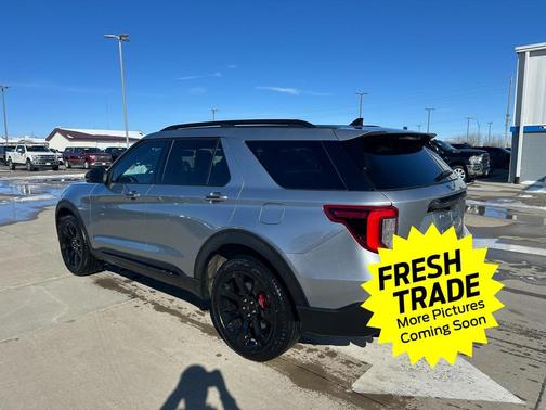 2024 Ford Explorer ST