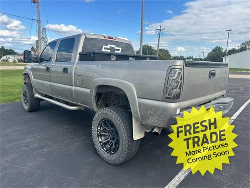 2001 Chevrolet Silverado 2500 LS H/D Crew Cab