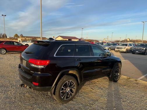2016 Jeep Grand Cherokee Laredo