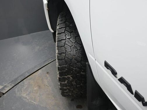 2020 RAM 2500 Big Horn Crew Cab 4X4 6'4' Box