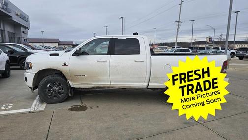 2020 RAM 2500 Big Horn Crew Cab 4X4 6'4' Box