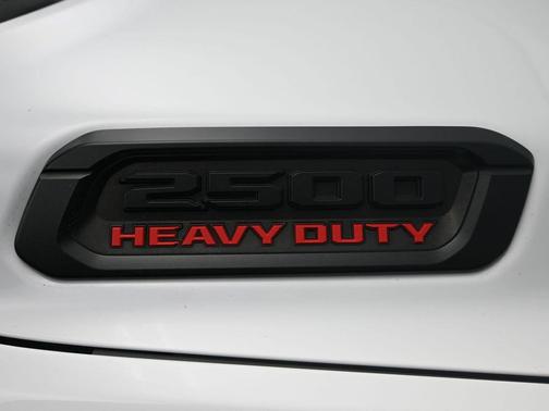 2020 RAM 2500 Big Horn Crew Cab 4X4 6'4' Box