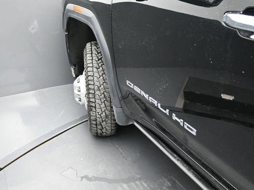 2023 GMC Sierra 3500 Denali