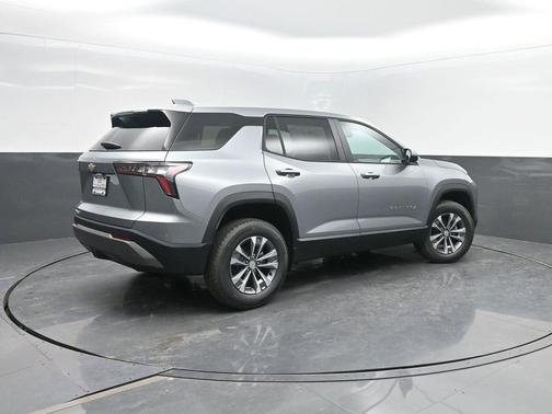 Sterling Gray Metallic 2026 Chevrolet Equinox 1LT