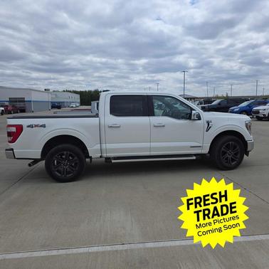 Star White Metallic Tri-Coat 2023 Ford F-150 Lariat