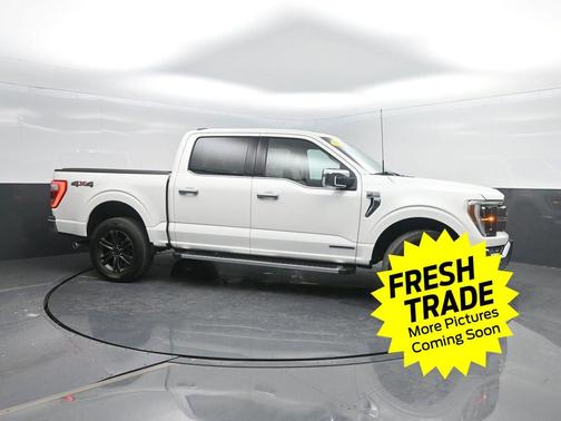 Star White Metallic Tri-Coat 2023 Ford F-150 Lariat