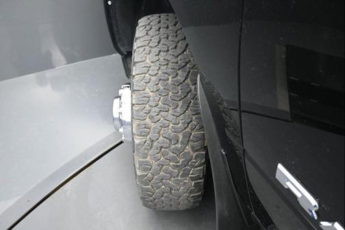 Diamond Black Crystal Pearlcoat 2024 RAM 3500 Laramie Crew Cab 4x4 8' Box