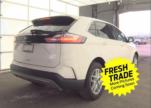 Star White Metallic Tri-Coat 2024 Ford Edge SEL