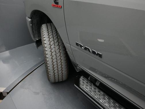 2025 RAM 2500 Laramie Crew Cab 4x4 6'4' Box