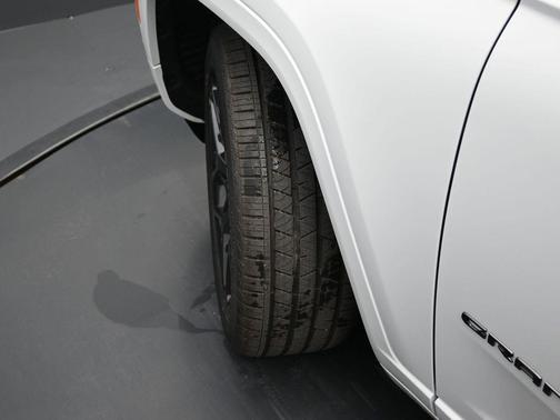 2025 Jeep Grand Cherokee L Summit Reserve