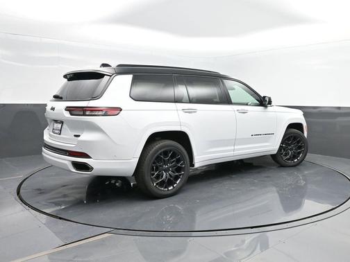 2025 Jeep Grand Cherokee L Summit Reserve