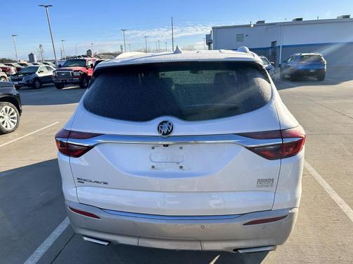 2021 Buick Enclave AWD Essence