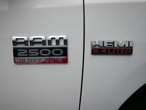 2011 Dodge Ram 2500 SLT