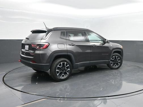 2021 Jeep Compass Trailhawk