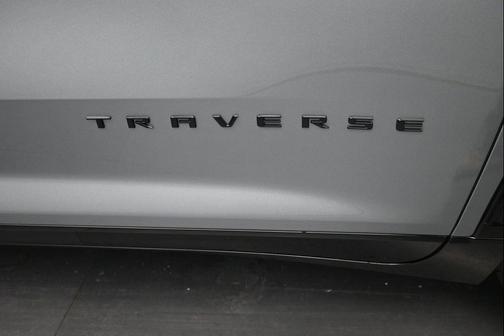 Sterling Gray Metallic 2026 Chevrolet Traverse RS