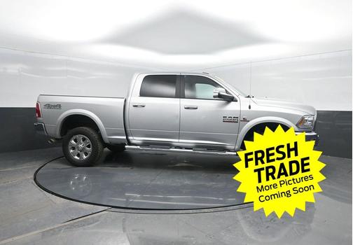 2017 RAM 2500 Laramie Crew Cab 4x4 6'4' Box