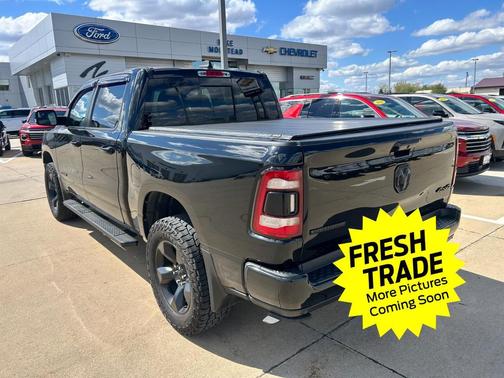 Diamond Black Crystal Pearl 2019 RAM 1500 Big Horn