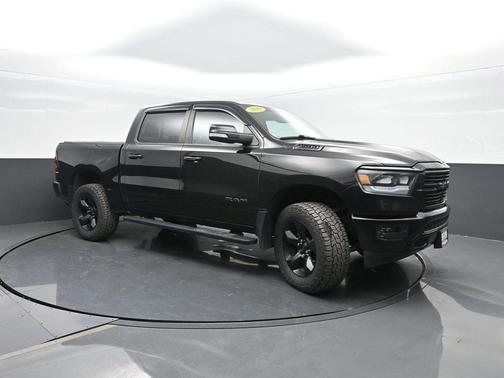 Diamond Black Crystal Pearl 2019 RAM 1500 Big Horn