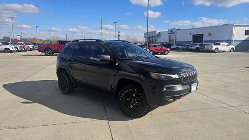 2019 Jeep Cherokee Trailhawk