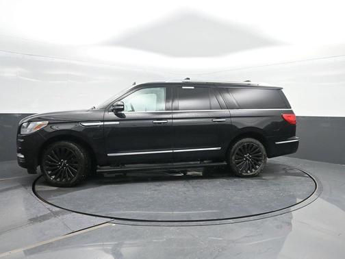 Infinite Black Metallic 2019 Lincoln Navigator L Reserve