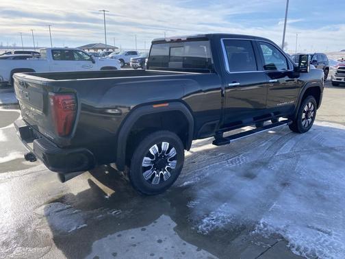 2024 GMC Sierra 2500 Denali