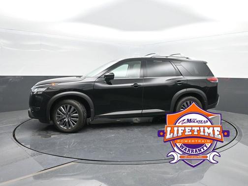 2025 Nissan Pathfinder SL 4WD