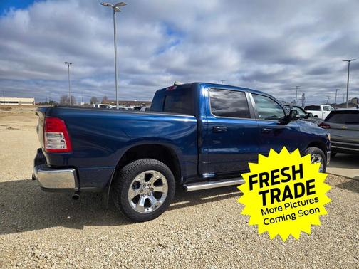 Patriot Blue Pearlcoat 2022 RAM 1500 Big Horn/Lone Star