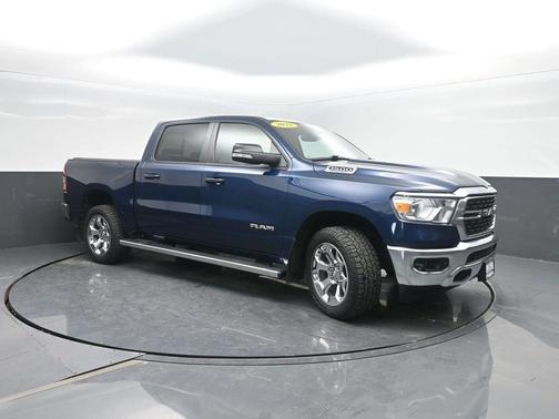 Patriot Blue Pearlcoat 2022 RAM 1500 Big Horn/Lone Star