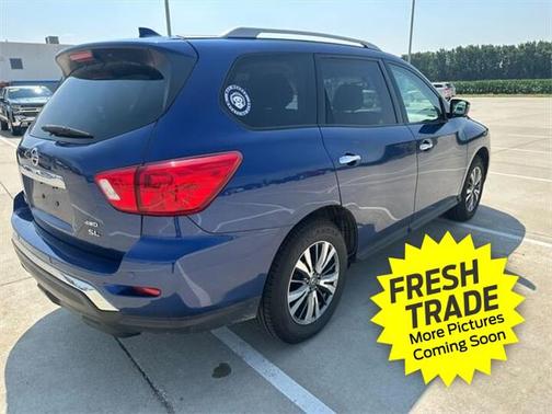 2020 Nissan Pathfinder SL 4WD