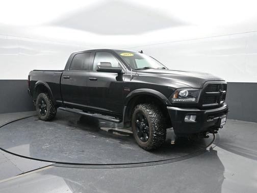 2017 RAM 2500 Laramie Crew Cab 4x4 6'4' Box