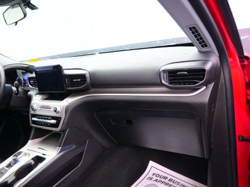 Rapid Red Metallic Tinted Clearcoat 2021 Ford Explorer XLT