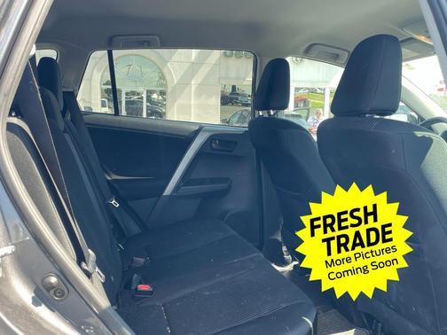 Magnetic Gray Metallic 2016 Toyota RAV4 LE
