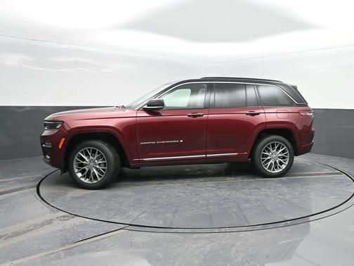 2025 Jeep Grand Cherokee Summit
