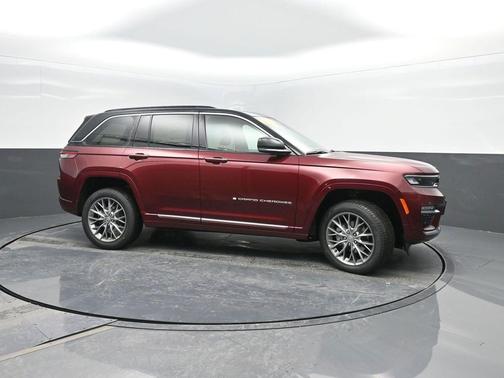 2025 Jeep Grand Cherokee Summit