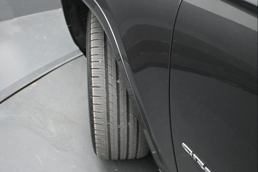 Baltic Gray Metallic Clearcoat 2022 Jeep Grand Cherokee Overland