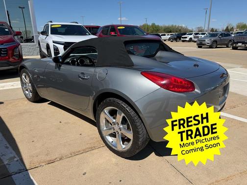 Cool Liquid Silver Metallic 2006 Pontiac Solstice 2DR CONVERTIBLE