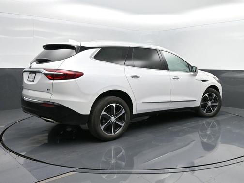 White Frost Tricoat 2021 Buick Enclave AWD Essence