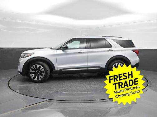 Space White 2025 Ford Explorer Platinum