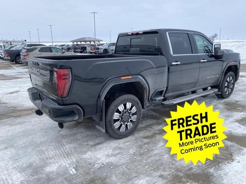 2024 GMC Sierra 2500 Denali